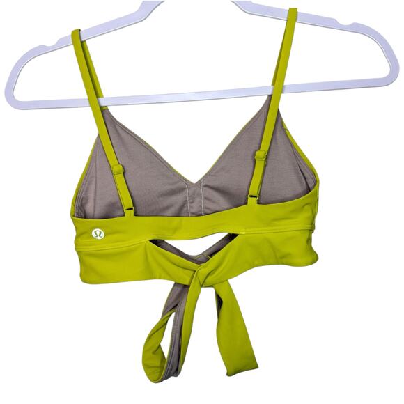 Lululemon Still Now Bra A/B Cup Stretch Breathable Yellow Serpentine Women 4 - Picture 2 of 5